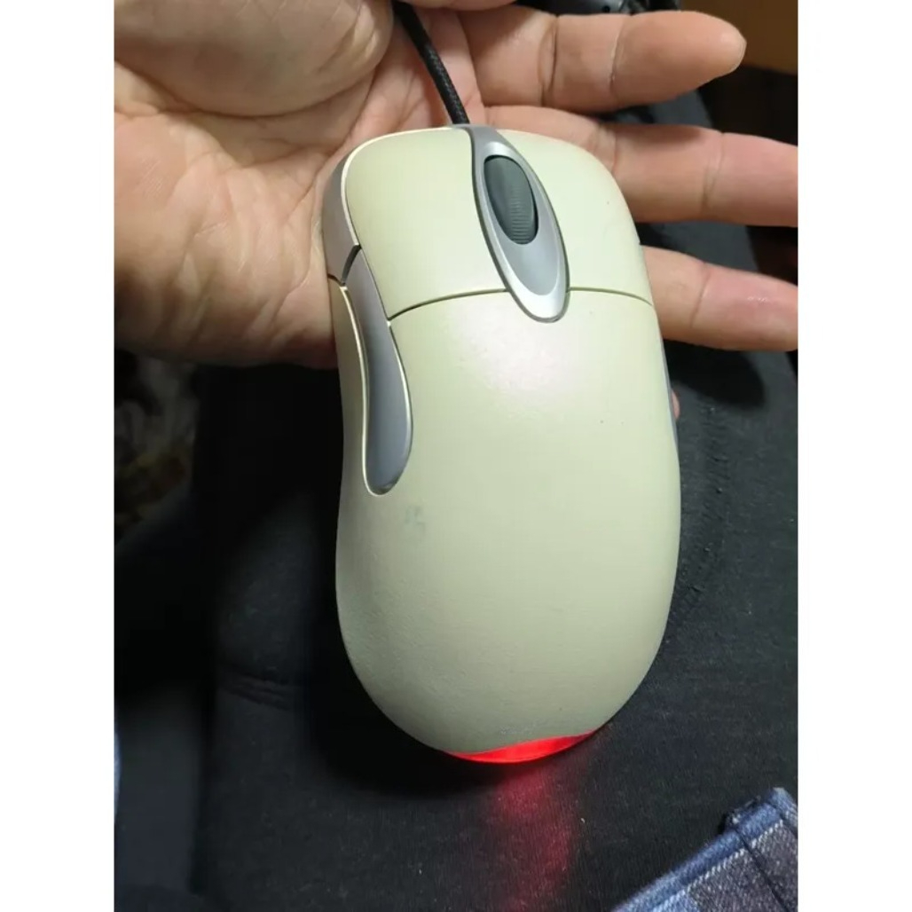 Home Office Of Microsoft - Ergonomiczna przewodowa mysz gamingowa Microsoft RedShark